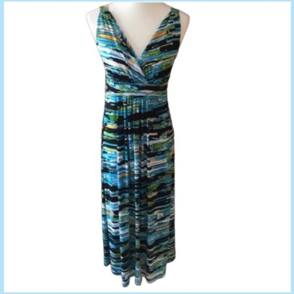 new directions Dresses & Skirts - New Direction Teal & Green Color Splash Maxi